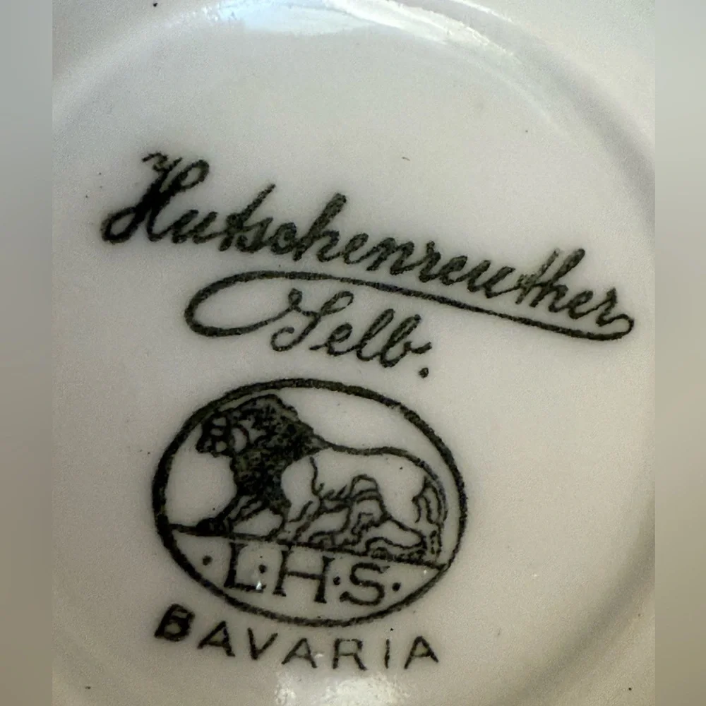 Vtg Hutschenreuther‎ Gelb Bavaria Germany 10” Serving Dish White & Gold Pedestal